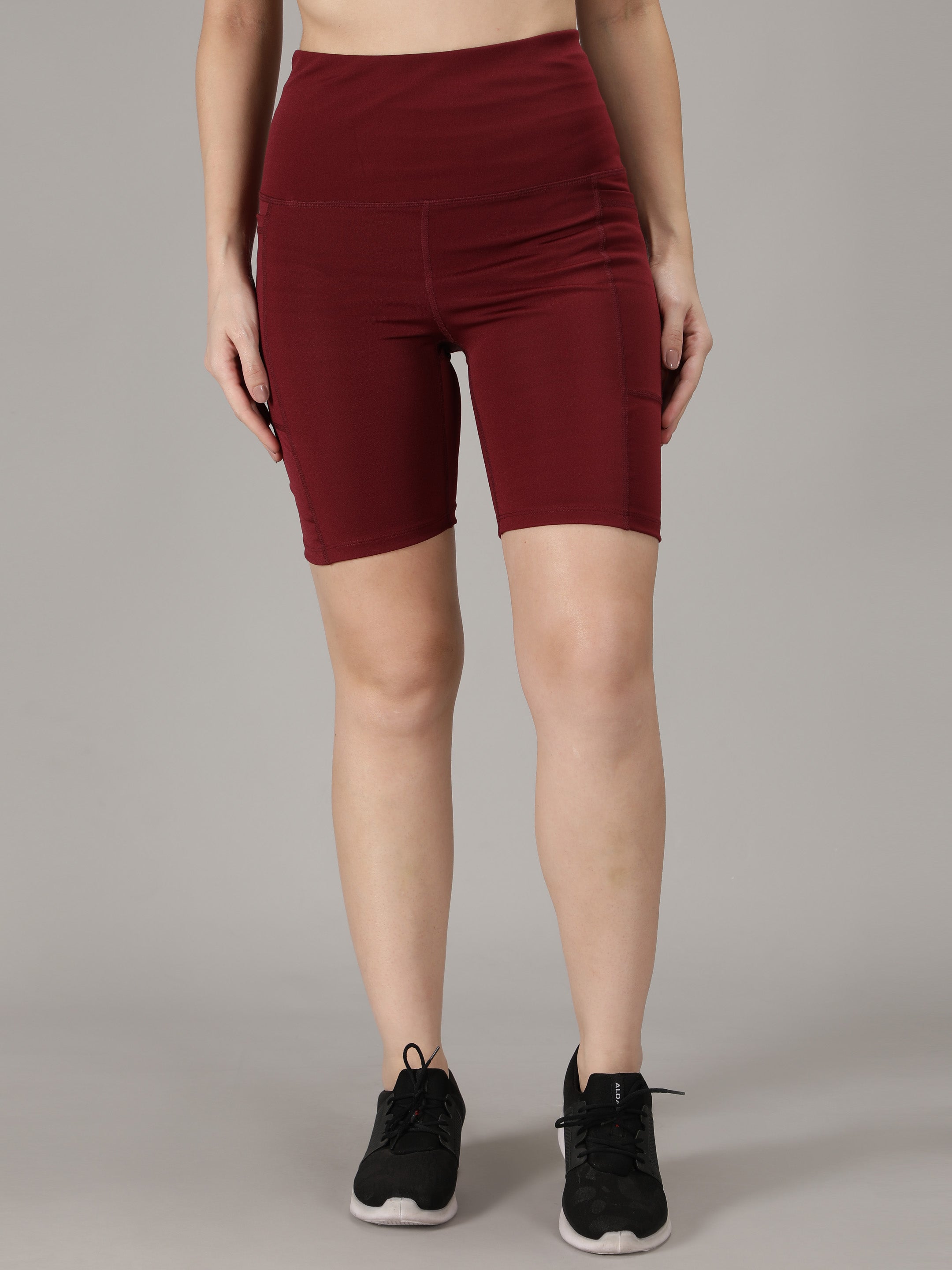 Maroon 2025 cycling shorts